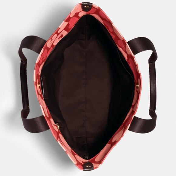 NWT Coach Heart Print LG Tote handbag - Picture 3 of 3